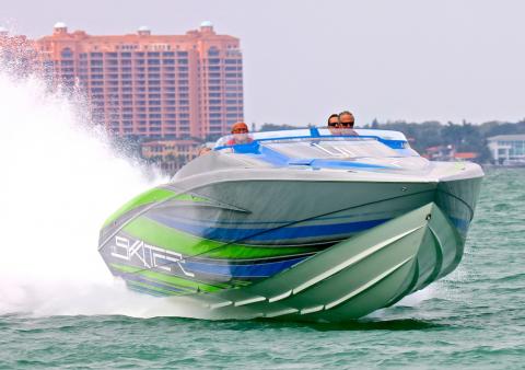 go-fast_boats_and_engines_2017